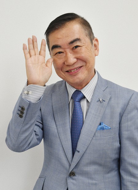 心をつかむ「いらっしゃーい」 桂文枝さん「笑い」への探究心／下