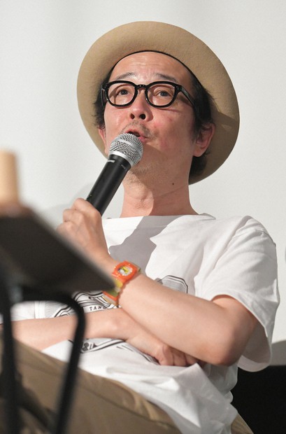 缶バッジで旦過復興支援 リリー・フランキーさんらデザイン