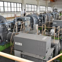 電気代高騰の影響を受ける、琵琶湖からの水を農地に供給する揚水ポンプ＝滋賀県野洲市須原の野洲川下流土地改良区野洲川揚水機場で、菅健吾撮影