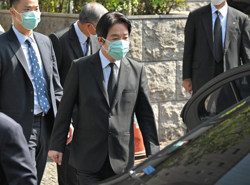 弔問で安倍晋三元首相の自宅を訪れた台湾の頼清徳副総統=東京都渋谷区で2022年7月11日、手塚耕一郎撮影