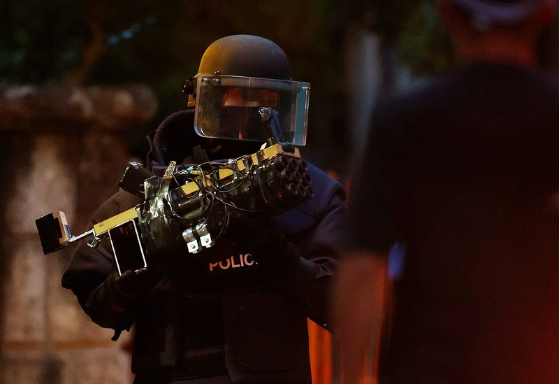 2022.7.9日　安倍元首相　銃撃　各紙 世界が驚愕」中国各紙が1面で安倍氏死去報じる(2022年7月9日