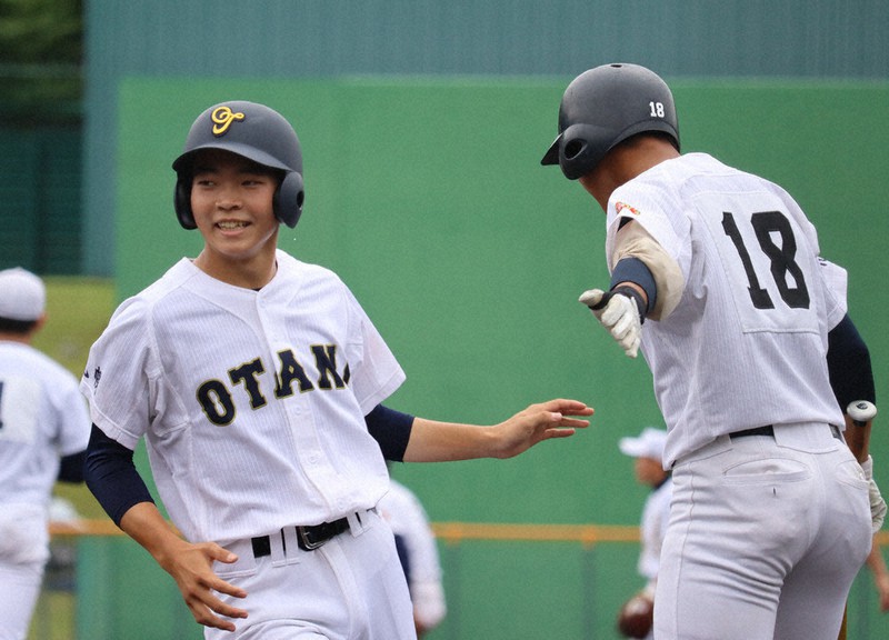 全国高校野球 南北北海道大会 札幌大谷、コールド勝ち 滝川西、2大会