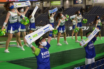 日本通運、応援もリニューアル 色や動きで新体制PR 都市対抗