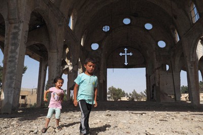 侵攻から2年9カ月以上たったが、ワエドくんは今なお、妹のリタさんらと共に同じ教会の施設で避難生活を続けている＝シリア北東部ハサカ県テルナスリで2022年6月4日、フォトジャーナリストの安田菜津紀さん撮影