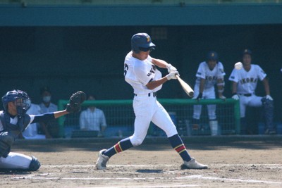 全国高校野球 奈良大会 準々決勝 生駒延長戦制す 50年ぶり4強入り