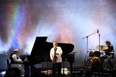 会場から喝采を浴びた山下洋輔トリオの“再乱入ライブ”＝TOKYO　FM提供