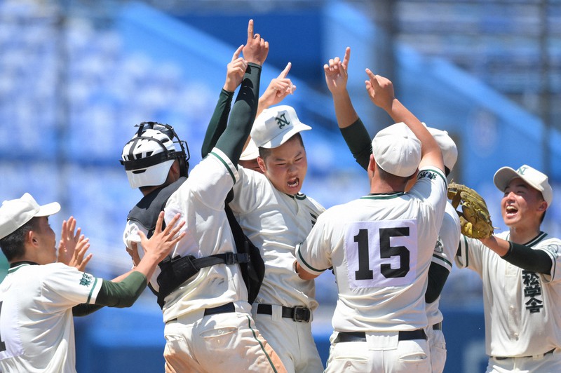 二松学舎大付が2連覇 高校野球東東京大会決勝 [写真特集1/14] | 毎日新聞