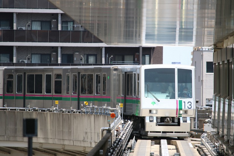 日暮里・舎人ライナー
