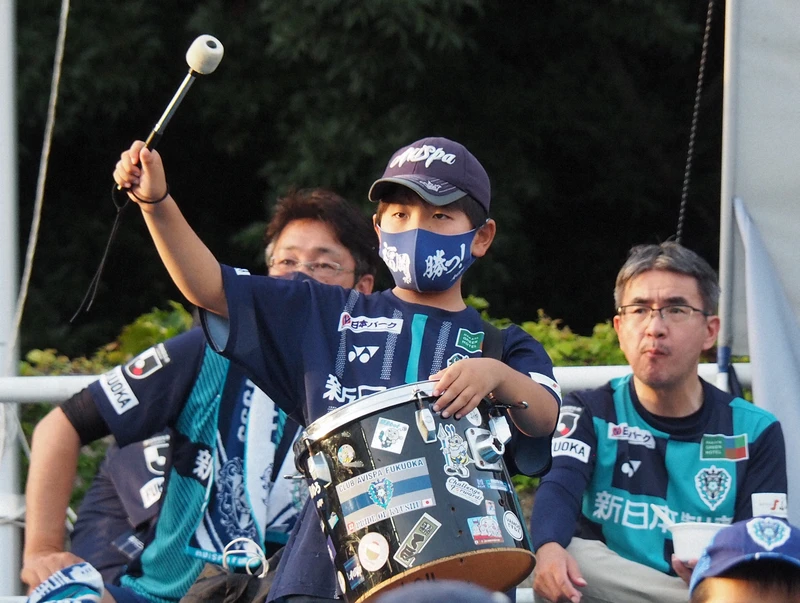 Football Life スタジアムに歓声戻る日へ アビスパ福岡 12歳太鼓少年の思い 毎日新聞
