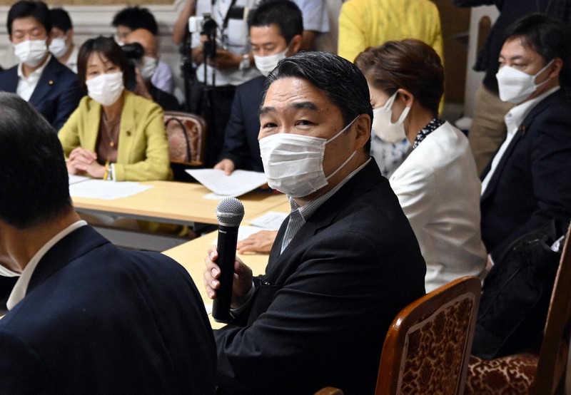 「旧統一教会と政府与党との関係」について野党に説明する前川喜平元文部科学事務次官=国会内で2022年8月5日午後1時33分、竹内幹撮影