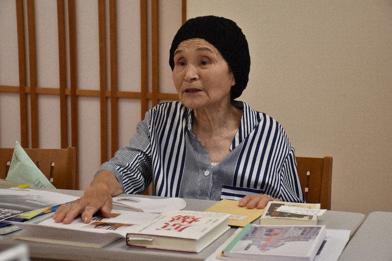 被爆体験を語る堀内光枝さん=兵庫県尼崎市で2022年6月30日午後5時44分、中田敦子撮影