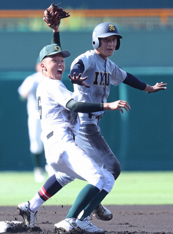 第6日第1試合 仙台育英vs鳥取商 夏の甲子園22 写真特集1 14 毎日新聞 第6日第1試合 仙台育英vs鳥取商 夏の甲子園22 写真特集1 14 毎日新聞