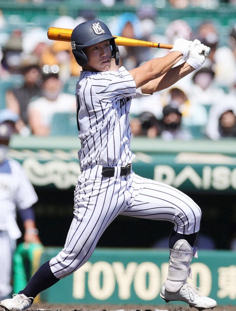 九州国際大付、コロナから復活左腕が「緩球」で幻惑 夏の甲子園 | 毎日新聞