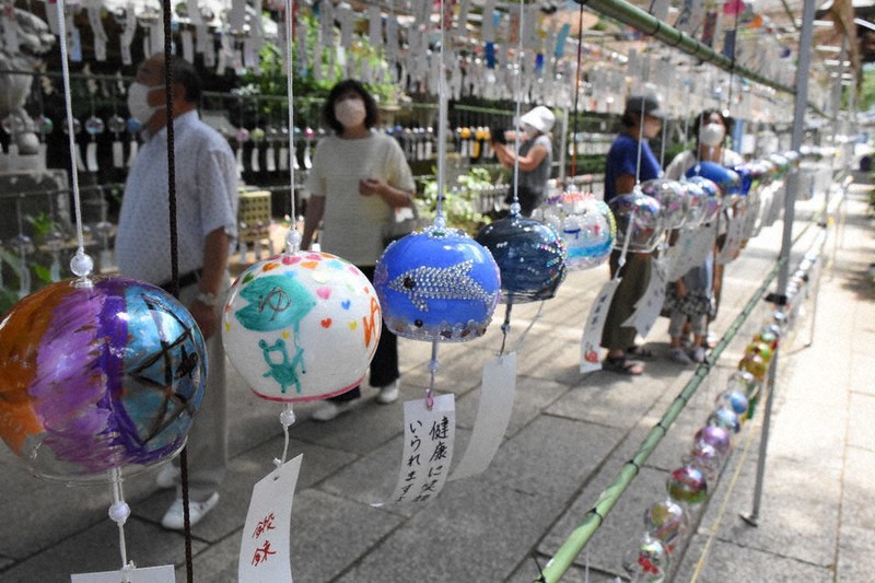涼やかな音色響く 下妻・大宝八幡宮 ／茨城 | 毎日新聞