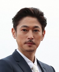 窪塚洋介が ビックリマンキング に Iwgpと凶気の桜お宝シール公開 超欲しい 売ってるの スポニチ