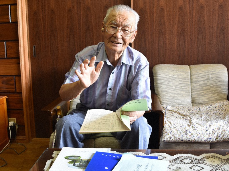 後継者の鉄則（成功する事業承継）井上和弘著 Amazon.co.jp: 井上 和弘: 本、バイオグラフィー、最新アップデート