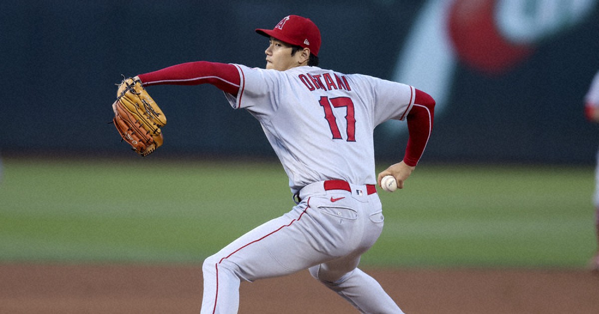15歳のニュース 米大リーグ・エンゼルス 「二刀流」大谷翔平選手 2桁