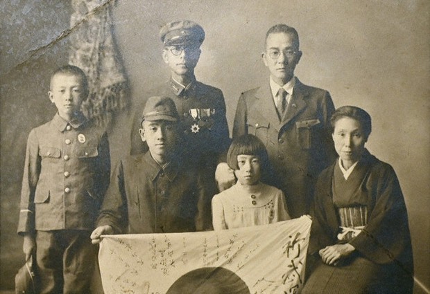 戦後77年：夫婦で乗った特攻機 結婚1年、終戦数日後満州から | 毎日新聞