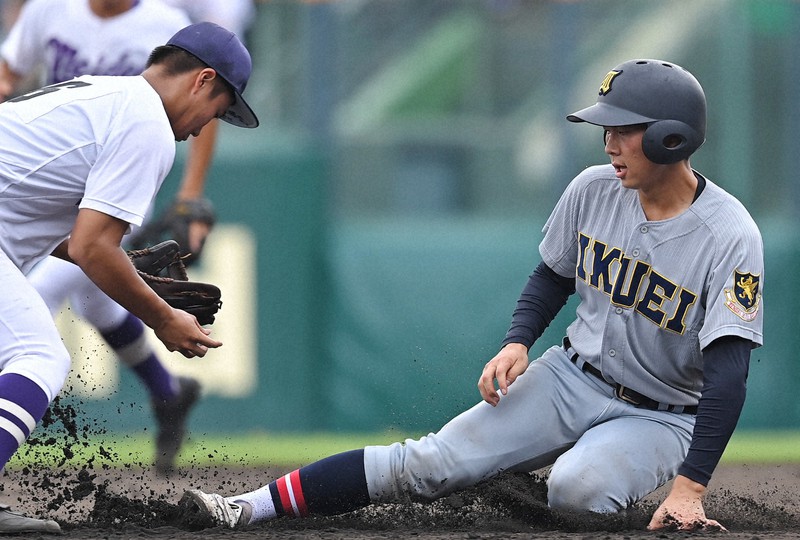 打てる気がしない」場面を変えた仙台育英の勝負の一手 夏の甲子園
