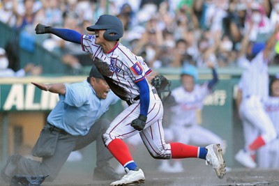 大阪桐蔭が敗退 下関国際が逆転勝ち、初のベスト4入り 夏の甲子園