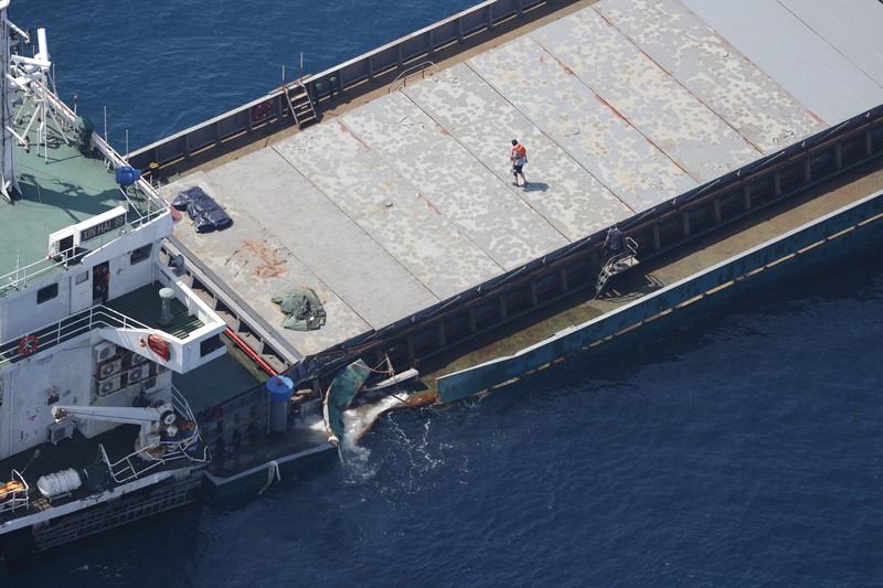 貨物船ケミカルタンカー ケミカルタンカー【いぶき】進水記念映像 - YouTube