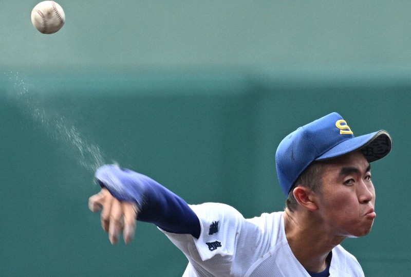 聖光学院のエース佐山未来が投球数制限を前に降板 夏の甲子園 | 毎日新聞