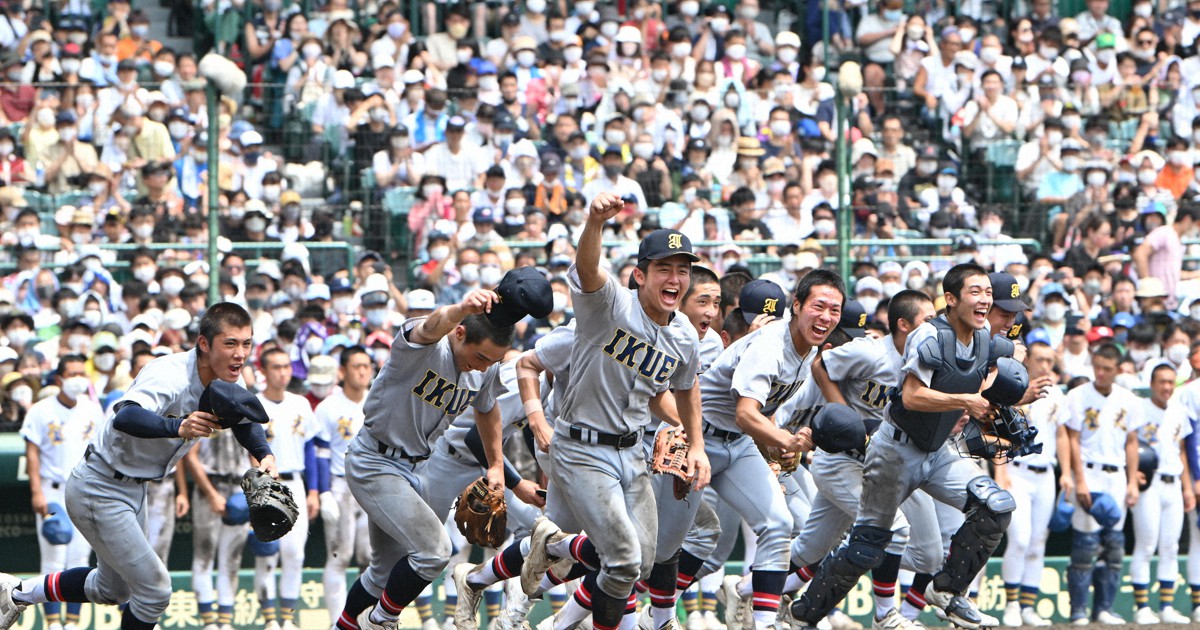 第13日第1試合 仙台育英vs聖光学院 夏の甲子園2022 [写真特集1/28