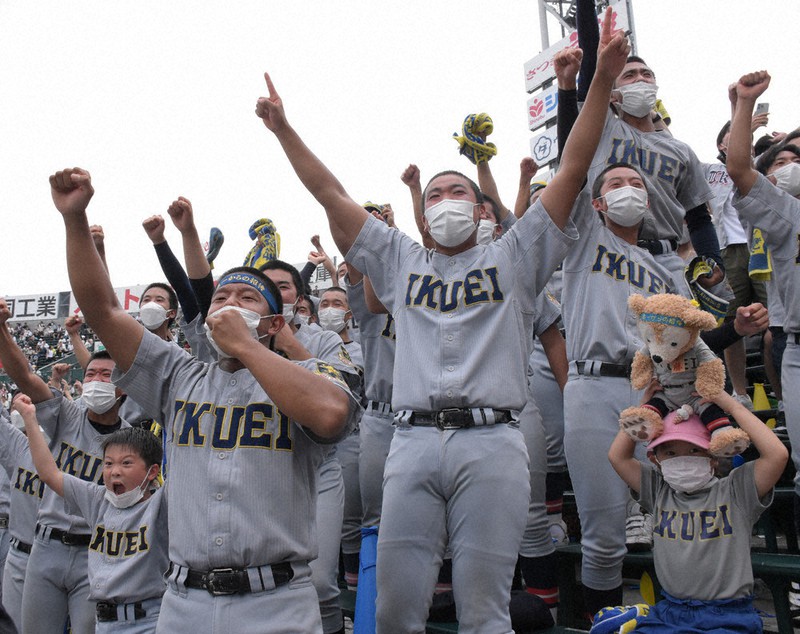 全国高校野球 仙台育英が初V 「扉、ついに開いた」 東北勢の悲願達成