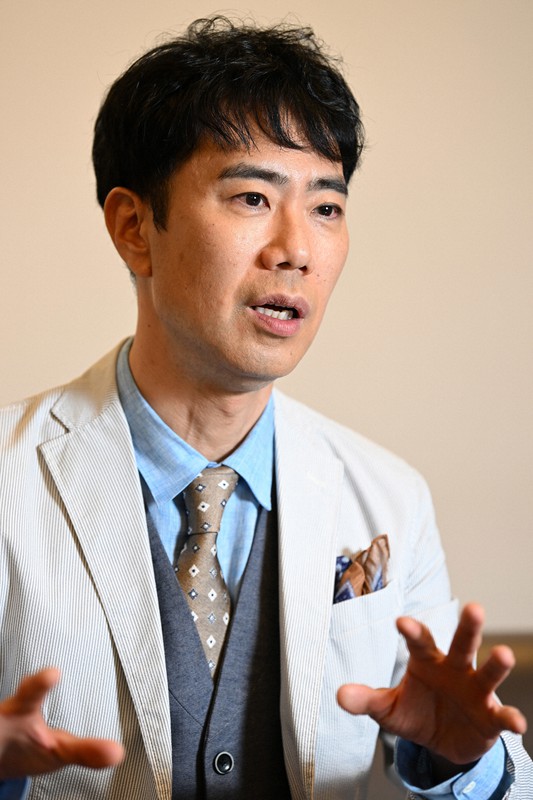 答えはタイトルに 藤井隆さんが気づいた 新婚さん が続く理由 毎日新聞