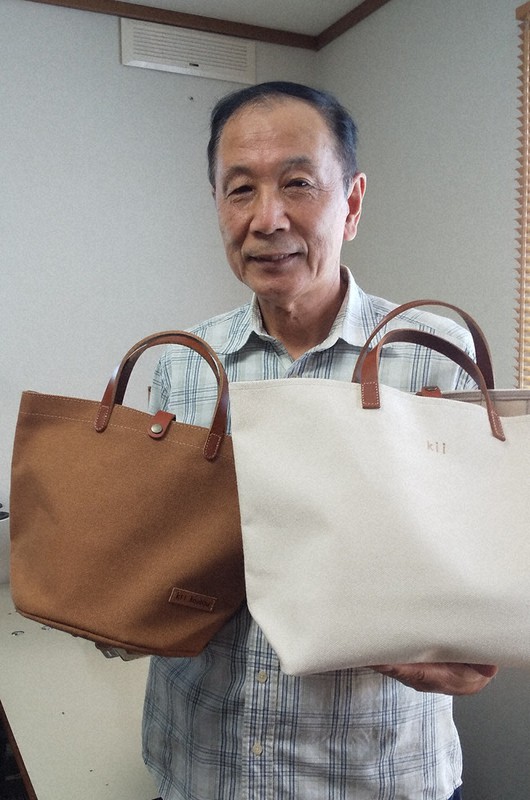滋賀のワザ：／43 高島帆布のオリジナルバッグ・kii工房（高島市