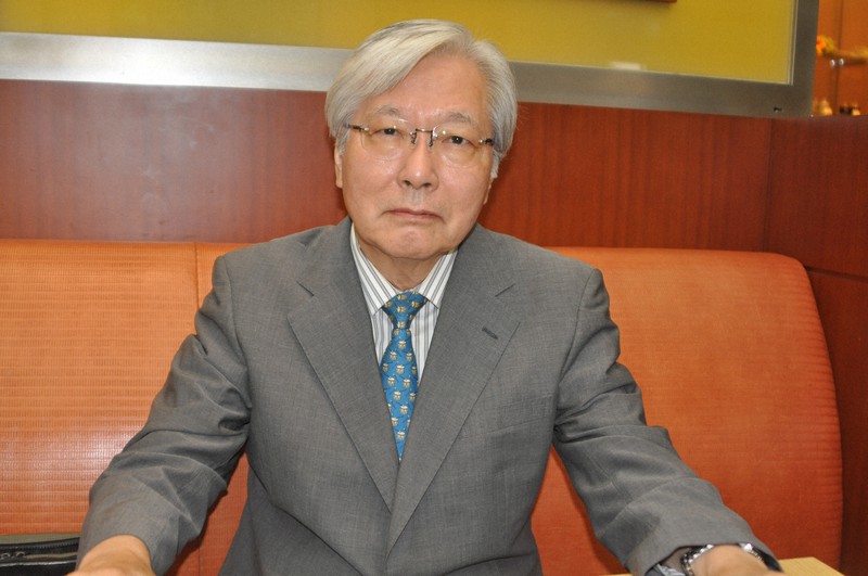 前国連アフガニスタン支援団事務総長特別代表の山本忠通さん=東京都港区で2022年8月26日午後5時13分、金寿英撮影