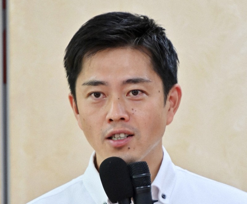 吉村洋文氏=川平愛撮影