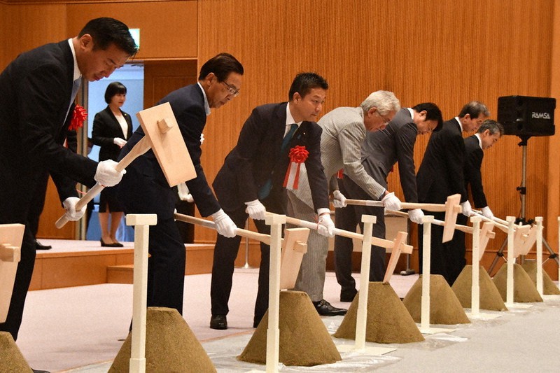 【希少】　舞鶴市　FR2港　ラインストーン キャップ　ブラック 京都舞鶴限定 舞鶴港国際ふ頭 貨物量増で岸壁延長 「第2バース」起工式 2026