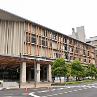 長崎県庁＝長崎市で、平川義之撮影