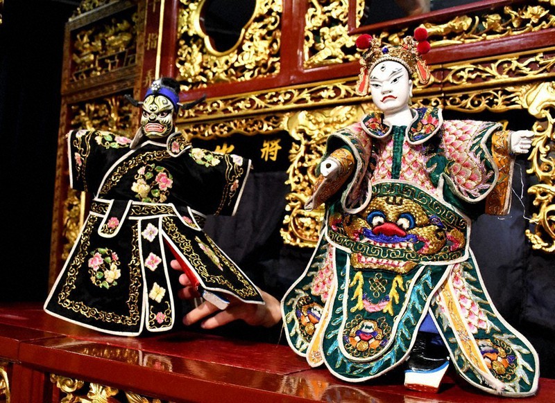 台湾人形劇、時代の波越え 独自に発展「布袋戯」 東京で企画展 | 毎日新聞
