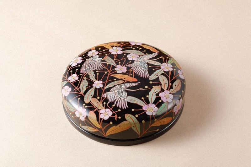 KOGEI！：漆がつなぐ世界＝外舘和子 | 毎日新聞