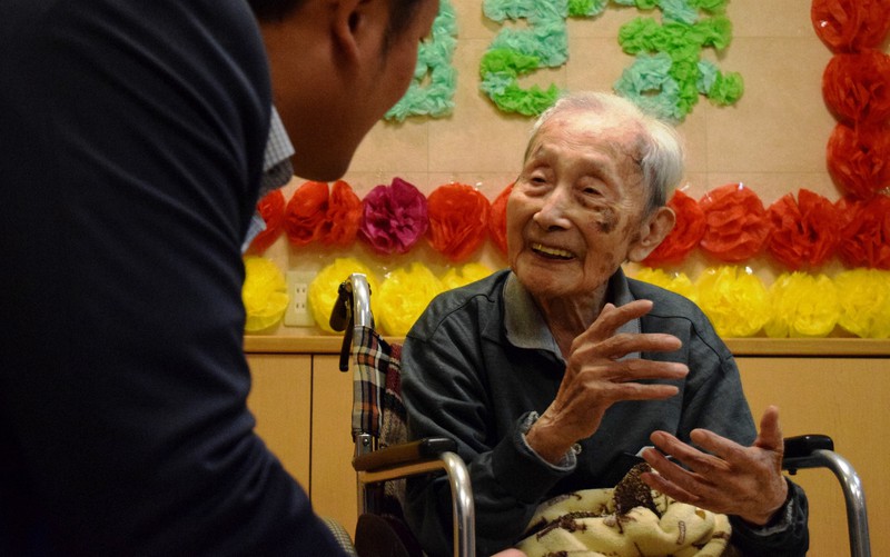 男性の国内最高齢112歳 奈良市の上田幹蔵さん死去 | 毎日新聞
