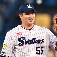 プロ野球 ヤクルト－巨人戦 ヤクルト・村上宗隆 55号本塁打 [写真特集