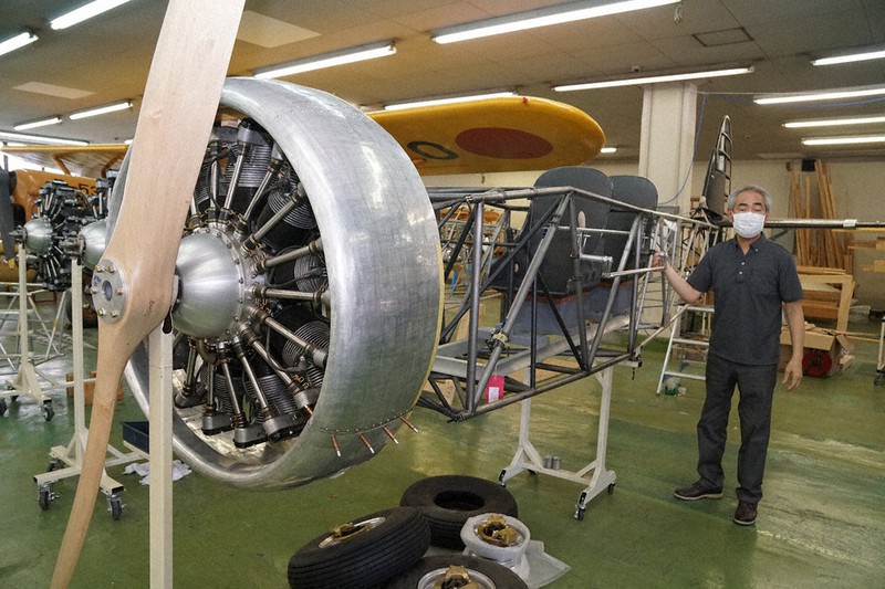 旧陸軍複葉練習機、大空へ 立飛HD「赤とんぼ」復元プロジェクト 24年