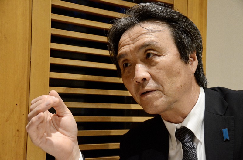 近況や拉致問題解決への思いなどを話す蓮池薫さん=新潟県柏崎市内で2022年9月12日午後6時30分、斎藤文太郎撮影
