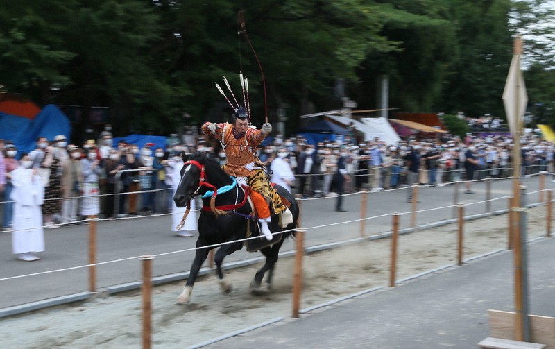 盛岡秋まつりの流鏑馬神事 3年ぶりに開催 [写真特集1/7] | 毎日新聞