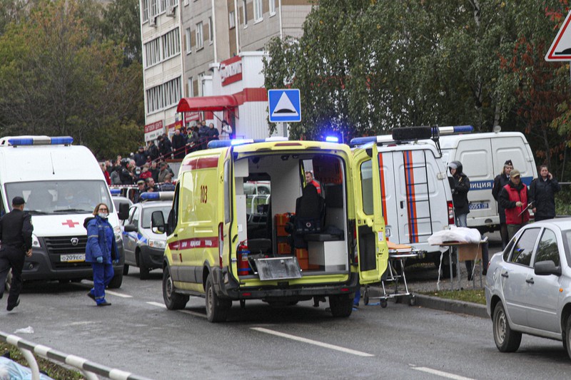 ロシアの学校で男が銃乱射か 15人死亡、24人負傷 現地報道 | 毎日新聞