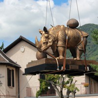西大由　モグラ　土竜　彫刻　置物　ブロンズ像 西大由 モグラ 土竜 彫刻 置物 ブロンズ像 - メルカリ