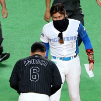 日本ハムが札幌ドームで最終戦 新庄監督が続投表明 [写真特集3/23