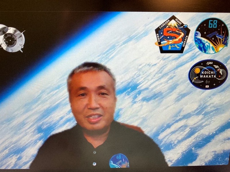 若田光一さんら搭乗の宇宙船、打ち上げ再延期 「集中力は維持」 | 毎日新聞