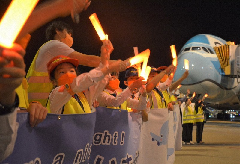 成田、オレンジに染まる 認知症への理解呼び掛け ／千葉 | 毎日新聞