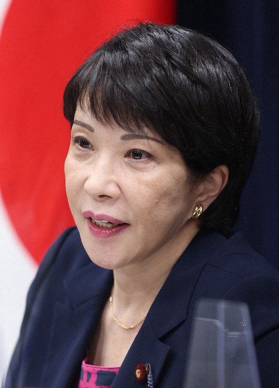 インタビューに答える高市早苗・経済安全保障担当相=東京都千代田区で2022年8月29日、猪飼健史撮影