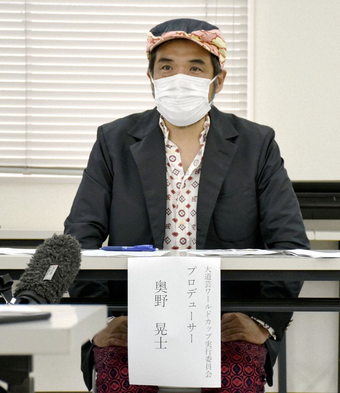 大道芸ワールドカップ実行委員会の奥野晃士プロデューサー=静岡市葵区で2022年7月8日午後3時3分、皆川真仁撮影