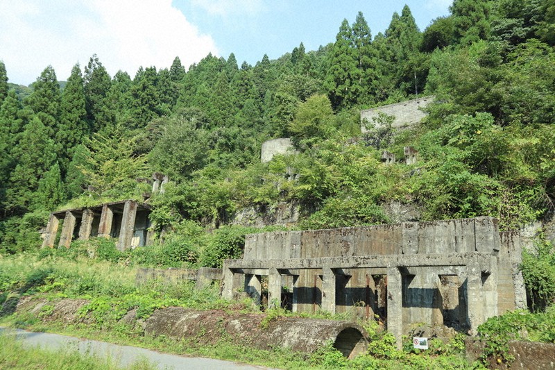 滋賀の城、ラピュタ 苦渋の柵 | 毎日新聞