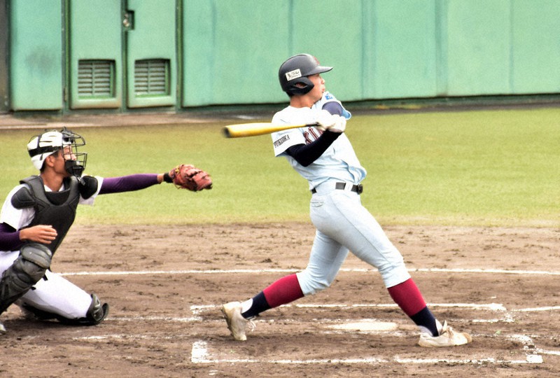 九州高校野球福岡大会 近大福岡、準決勝で惜敗 東福岡・西短大付、九州大会へ /福岡 毎日新聞 九州高校野球福岡大会 近大福岡、準決勝で惜敗 東福岡・西短大付、九州大会へ /福岡 毎日新聞